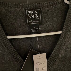 NWT Jos A Banks Sweater Vest